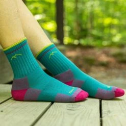 Darn Tough Women's Coolmax Hiker Micro Crew Midweight Hiking Sock -Outdoor Research Store 02 1929 Teal Lifestyle Lifestyle LS 4928d8d3 280e 406a bf2d ccddcdec93ab