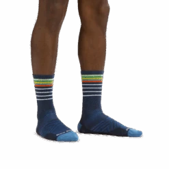 Darn Tough Run Stride Microcrew Ultra-Lightweight Running Socks -Outdoor Research Store 1036 Eclipse Model 1800x1800 f5ff61ba 24a5 47d4 8314 2d0a73b14044