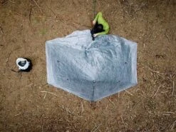 Bonfus Duos 2P DCF 0.75 Ultralight Tent -Outdoor Research Store Bonfus Duos 2P DCF 0.75 Ultralight Tent Setup