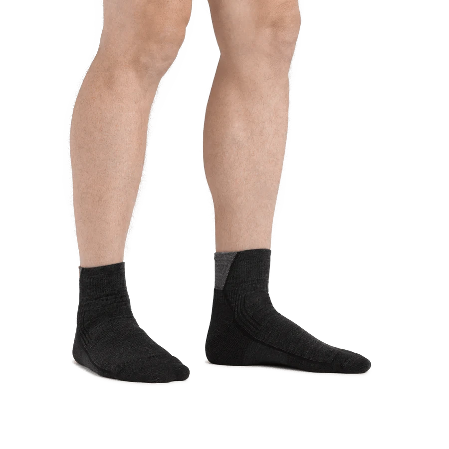 Darn Tough Hiker 1/4 Midweight With Cushion Socks 4 Darn Tough Hiker 1/4 Midweight With Cushion Socks - Image 4