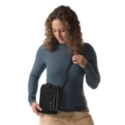 Eagle Creek Stash RFID Cross Body Bag -Outdoor Research Store EC010508 010 j 1500x cbc022a8 3cdd 414a a500 7ae00798d51b