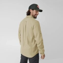 Fjallraven Men's Övik Travel Shirt Long Sleeve 17 Fjallraven Men's Övik Travel Shirt Long Sleeve -Outdoor Research Store Fjallraven Men s vik Travel Shirt Long Sleeve Model Side
