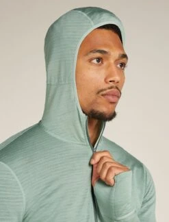 Icebreaker Men's Merino Blend 200 Realfleece™ Descender Long Sleeve Zip Hoodie -Outdoor Research Store Icebreaker Men s Merino Blend 200 Realfleece Descender Long Sleeve Zip Hoodie Hood Up Model