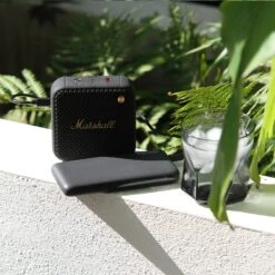 Nebo 10K Ultralight Power Bank With Digital Display -Outdoor Research Store Nebo 10K Ultralight Power Bank with Digital Display Speaker