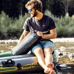 ORTLIEB Heavyweight PS490 Dry Bags -Outdoor Research Store ORTLIEB Heavyweight PS490 Dry Bags Lifestyle