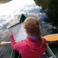 ORTLIEB Map Case 9 ORTLIEB Map Case -Outdoor Research Store ORTLIEB Map Case Lifestyle 3