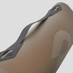 HydraPak Seeker 3L -Outdoor Research Store Seeker 3L Detail Handle 1080px webres 360x f9072368 c7a7 4f4c b501 67a9e087e6b2