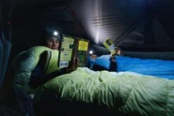 Therm-A-Rest Boost 650 32F/0C Sleeping Bag Comfort Rating 5°C -Outdoor Research Store Therm A Rest Boost 32F 0C Down Sleeping Bag Lifestyle 2