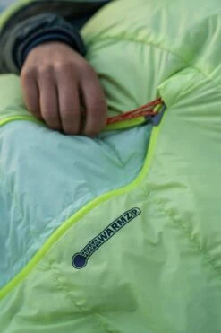 Therm-A-Rest Boost 650 32F/0C Sleeping Bag Comfort Rating 5°C -Outdoor Research Store Therm A Rest Boost 32F 0C Down Sleeping Bag WarmZip