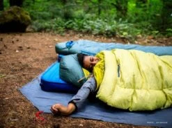 Therm-A-Rest Corus -6°C Down Quilt Comfort Rating 0°C -Outdoor Research Store Therm A Rest Corus 20 Quilt Lifestyle
