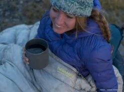 Therm-A-Rest Vesper UL -6°C Down Quilt Comfort Rating 0°C -Outdoor Research Store Therm A Rest Vesper UL 20 Quilt Lifestyle 4